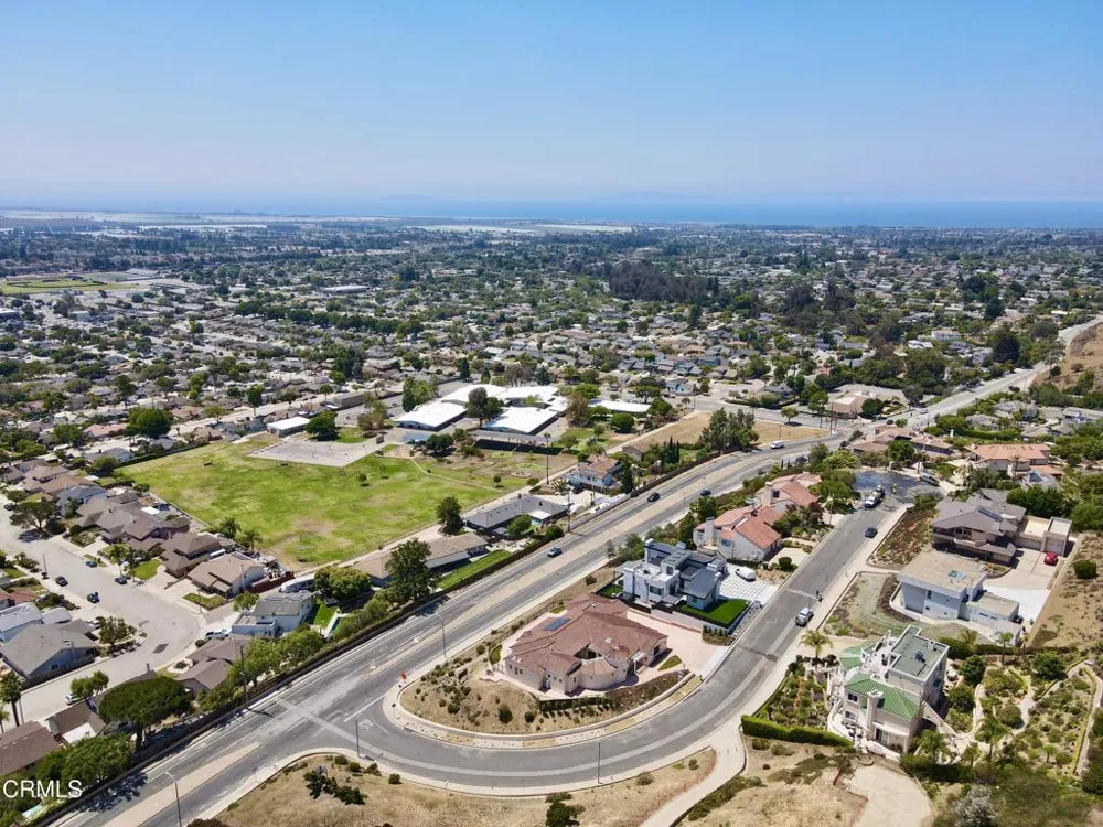 6174 Cobblestone Drive Ventura, CA 93003