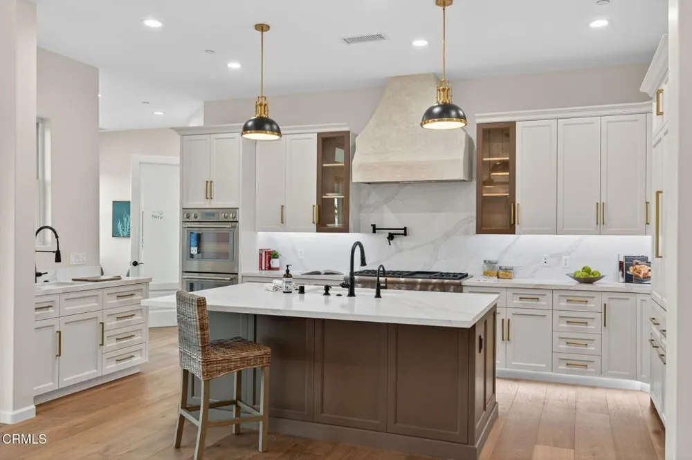 6174 Cobblestone Drive Ventura, CA 93003