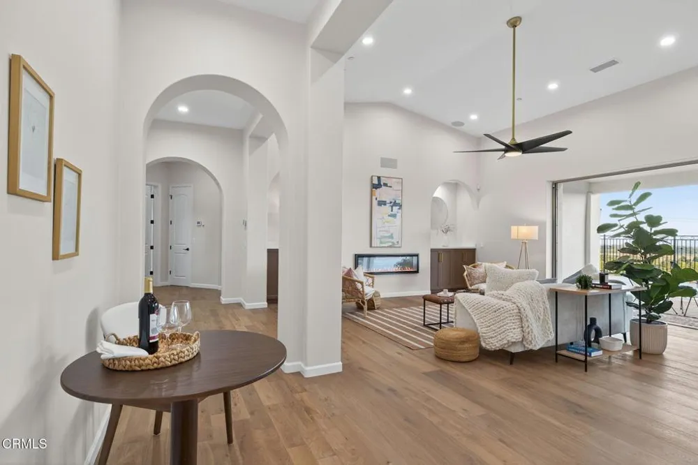6174 Cobblestone Drive Ventura, CA 93003