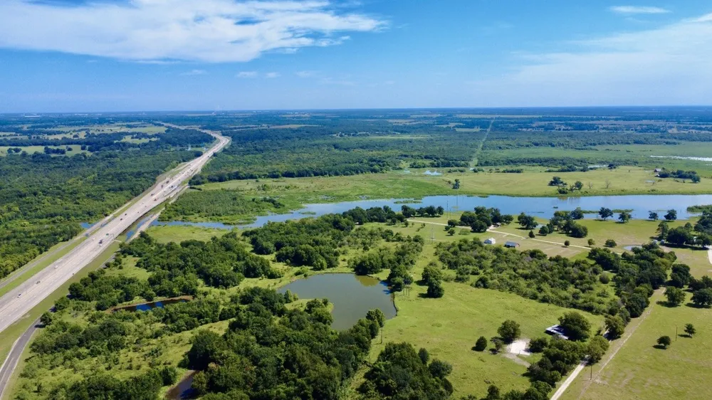 800 S 45 Highway #E Richland, TX 76681