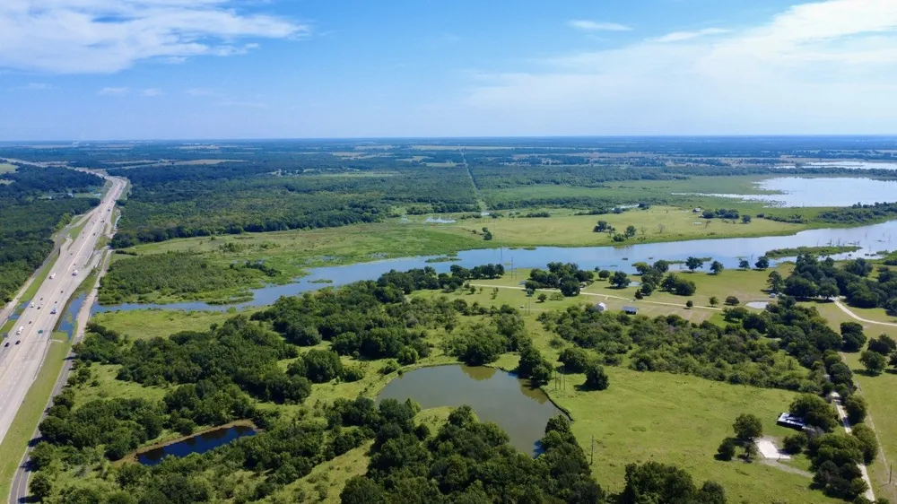 800 S 45 Highway #E Richland, TX 76681