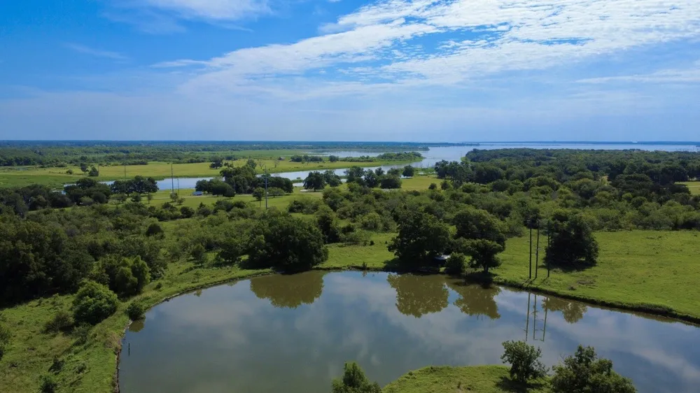 800 S 45 Highway #E Richland, TX 76681