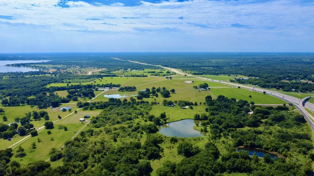 800 S 45 Highway #E Richland, TX 76681
