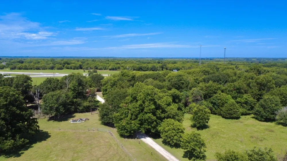 800 S 45 Highway #E Richland, TX 76681