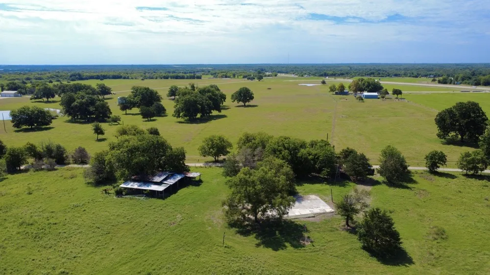800 S 45 Highway #E Richland, TX 76681