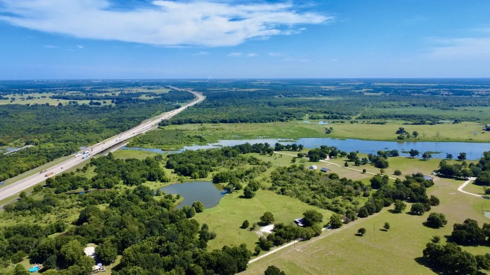 800 S 45 Highway #E Richland, TX 76681