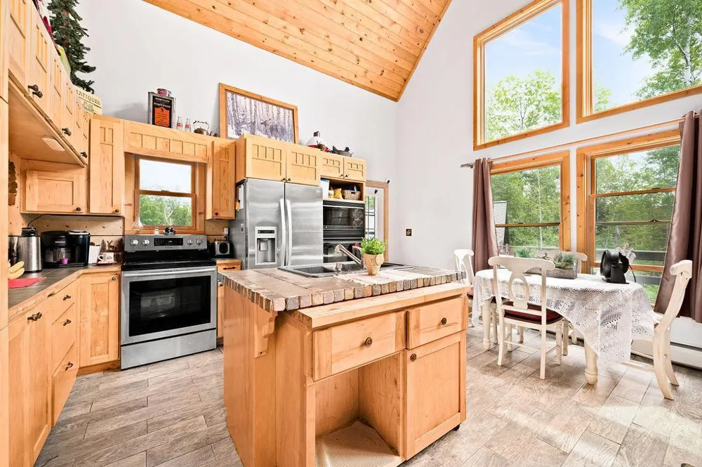 3687 Bassett Bay Beach Road Brimson, MN 55602