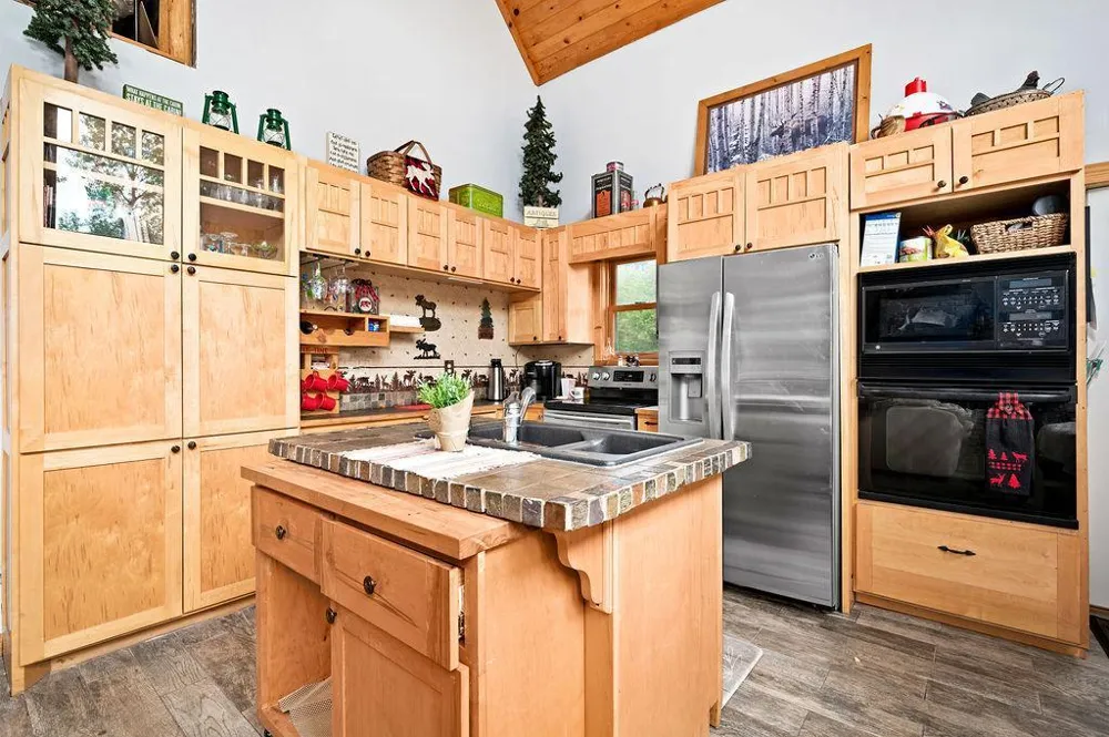 3687 Bassett Bay Beach Road Brimson, MN 55602