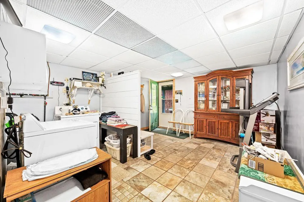 3687 Bassett Bay Beach Road Brimson, MN 55602