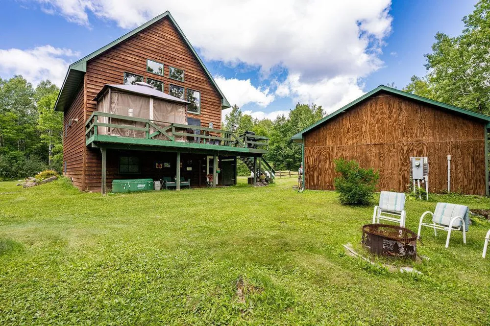 3687 Bassett Bay Beach Road Brimson, MN 55602