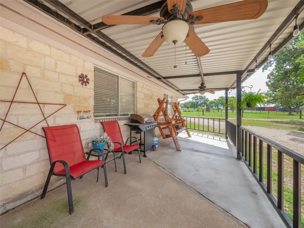 1650 County Road 439 Thorndale, TX 76577