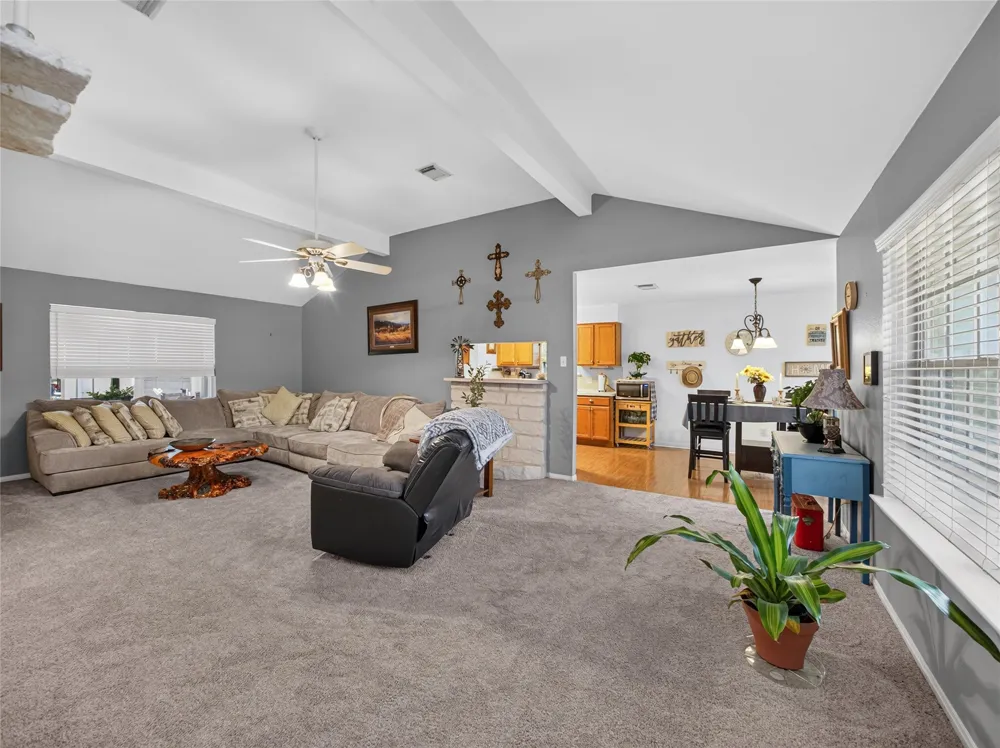 1650 County Road 439 Thorndale, TX 76577