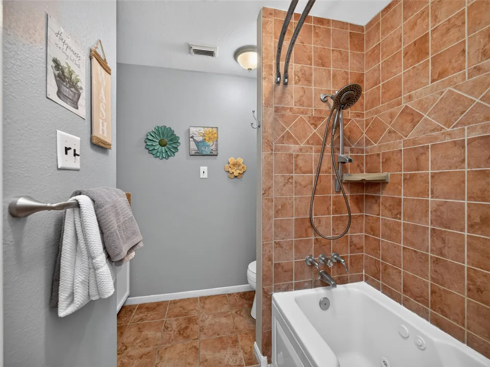 1650 County Road 439 Thorndale, TX 76577