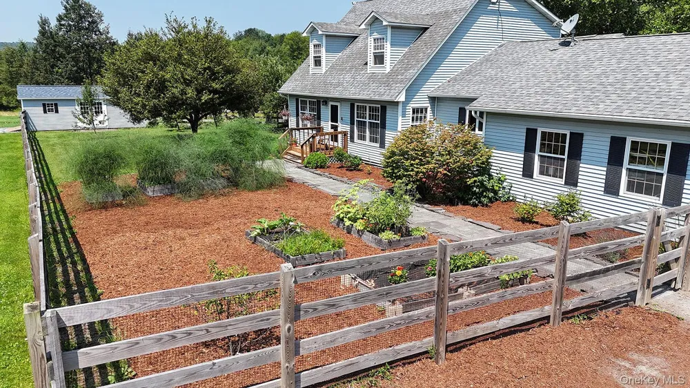 59 Delaware Drive Call Listing Agent, PA 18415