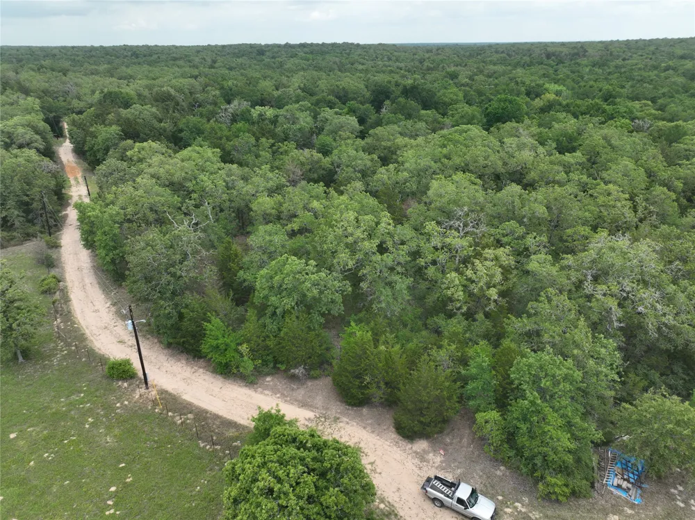 555 Private Road 3428 Milano, TX 76558