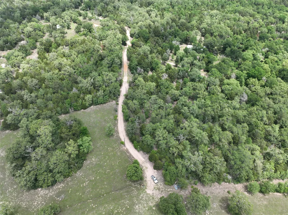 555 Private Road 3428 Milano, TX 76558