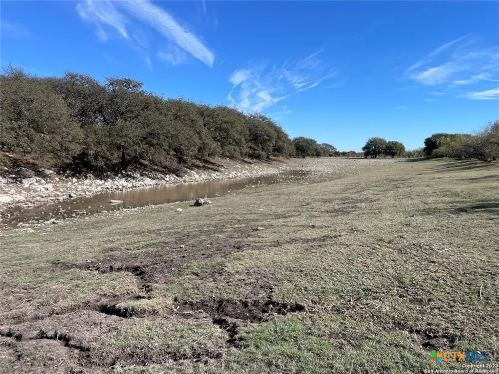 587 Valley Rd. Eldorado, TX 76936