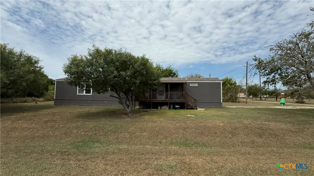 112 E Toledo Street Seadrift, TX 77983