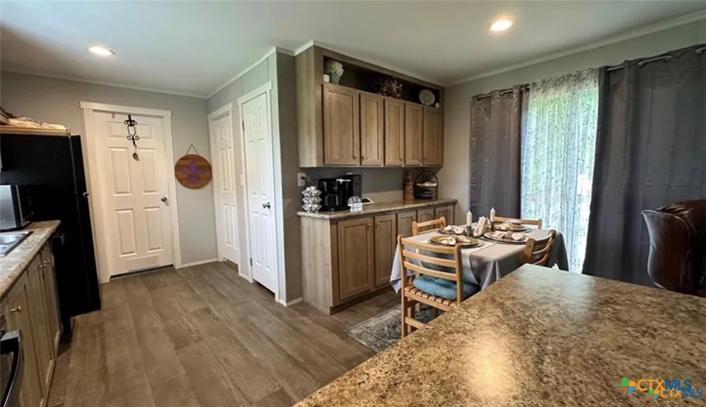 112 E Toledo Street Seadrift, TX 77983