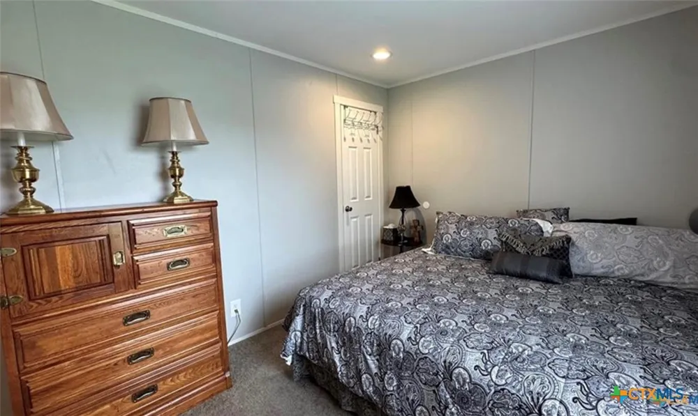 112 E Toledo Street Seadrift, TX 77983