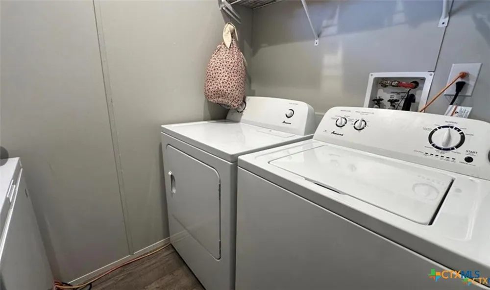 112 E Toledo Street Seadrift, TX 77983