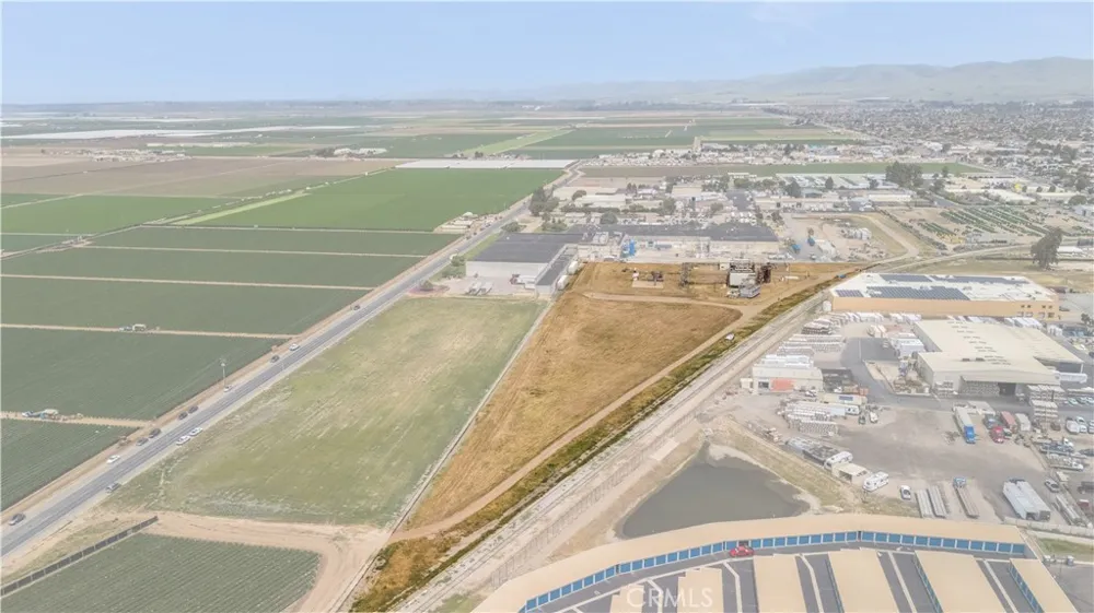 802 Hanson Way Santa Maria, CA 93458