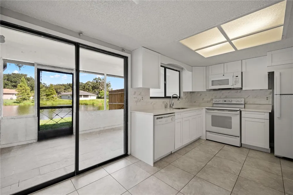 1420 RIDGE LAKE COURT Lakeland, FL 33801