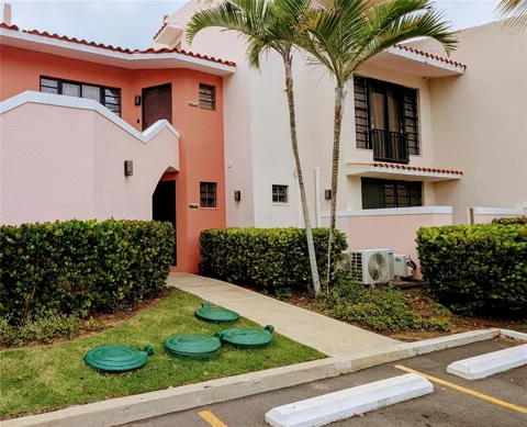 185 CANDELERO DRIVE #671