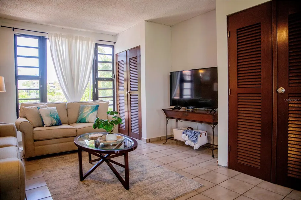 185 CANDELERO DRIVE #671 Humacao, PR 00791