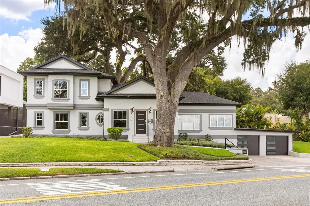 808 EDGEWATER DRIVE Orlando, FL 32804
