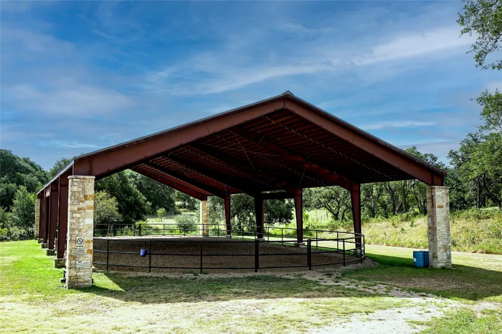 1198 Walnut Springs Road Johnson City, TX 78636