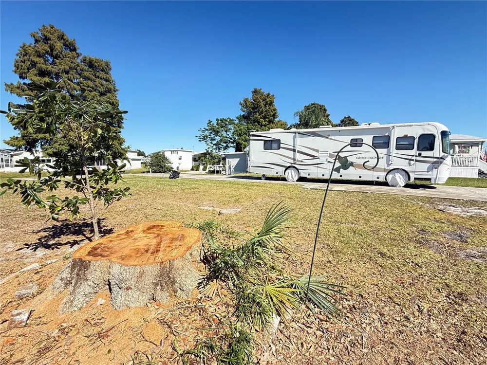 5058 SHORE LINE DRIVE Polk City, FL 33868