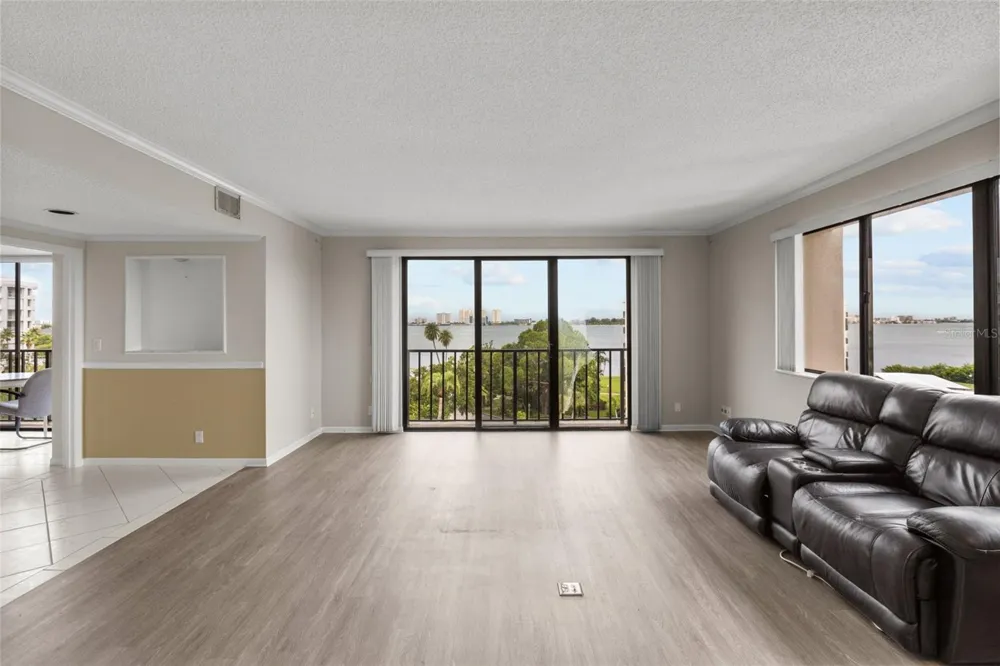 150 BELLEVIEW BOULEVARD #507 Belleair, FL 33756