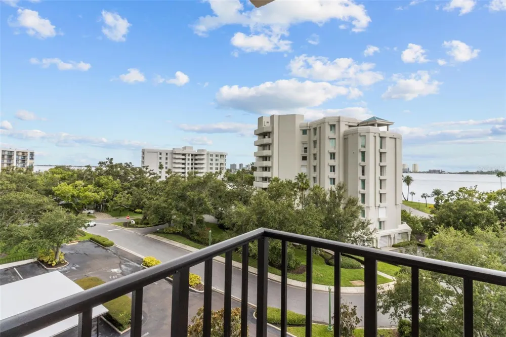 150 BELLEVIEW BOULEVARD #507 Belleair, FL 33756
