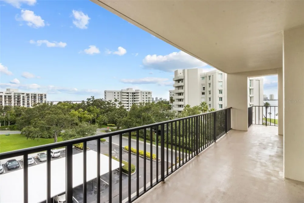 150 BELLEVIEW BOULEVARD #507 Belleair, FL 33756