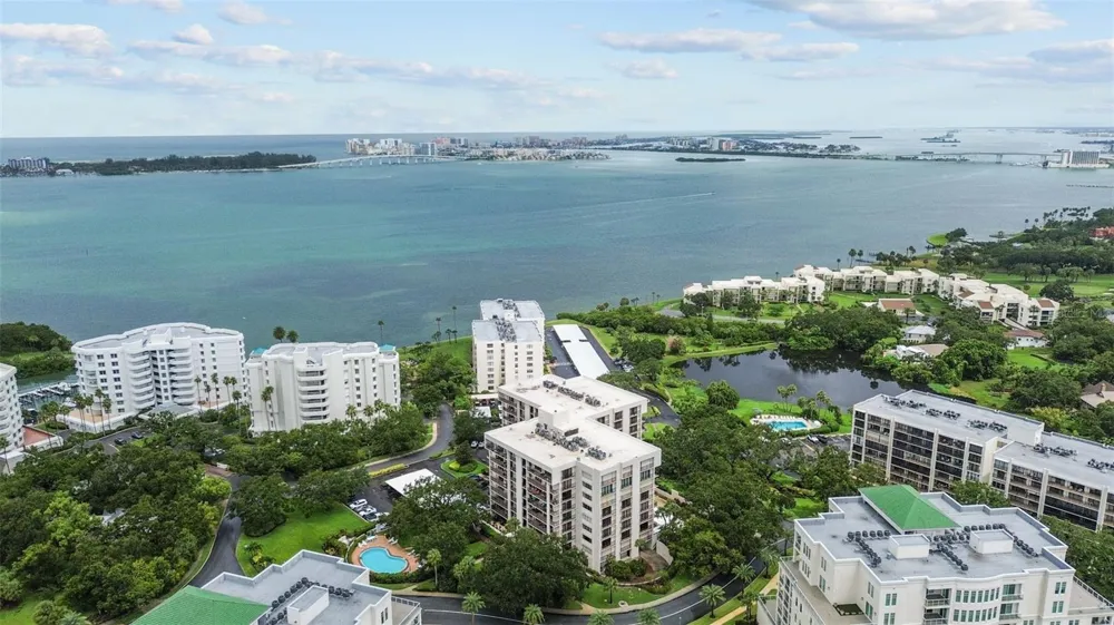 150 BELLEVIEW BOULEVARD #507 Belleair, FL 33756