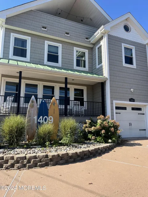 1409 River Road