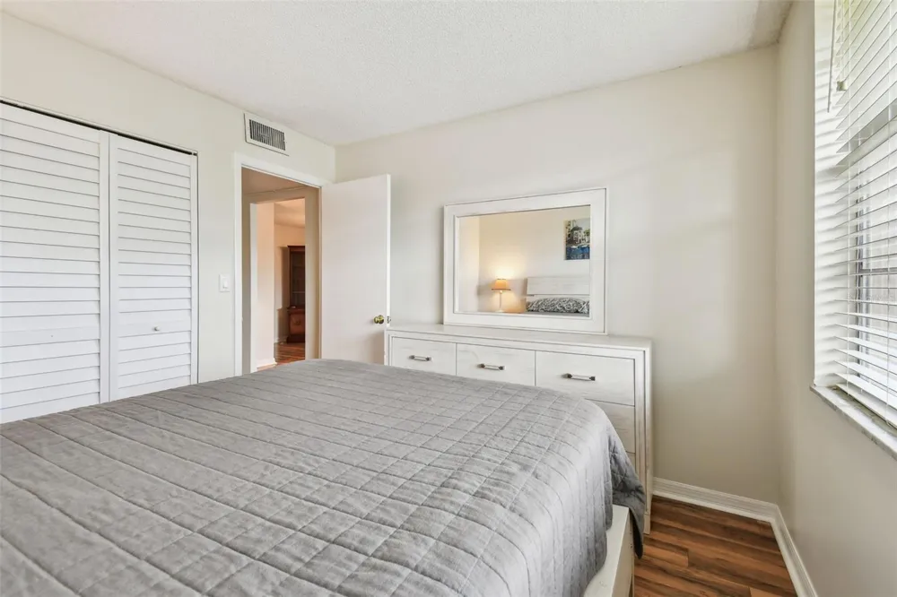 5095 BAY STREET NE #103 St Petersburg, FL 33703