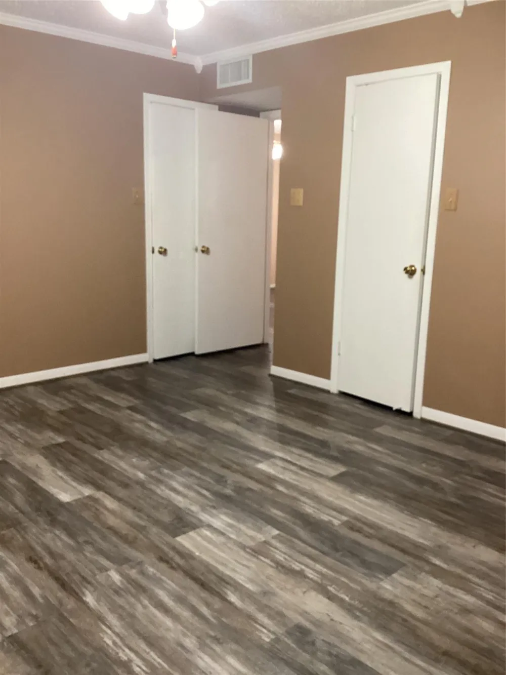 1252 Eagle Lake Road #8 Sealy, TX 77474