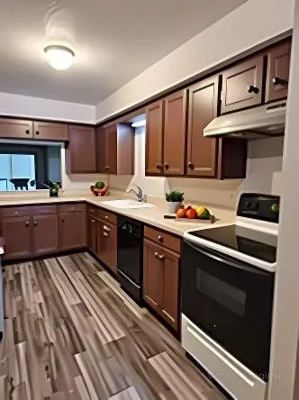 1252 Eagle Lake Road #8 Sealy, TX 77474