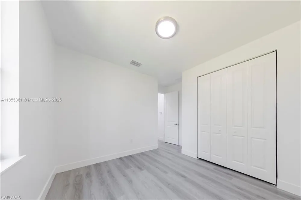 829 Gillian Ave Lehigh Acres, FL 33974