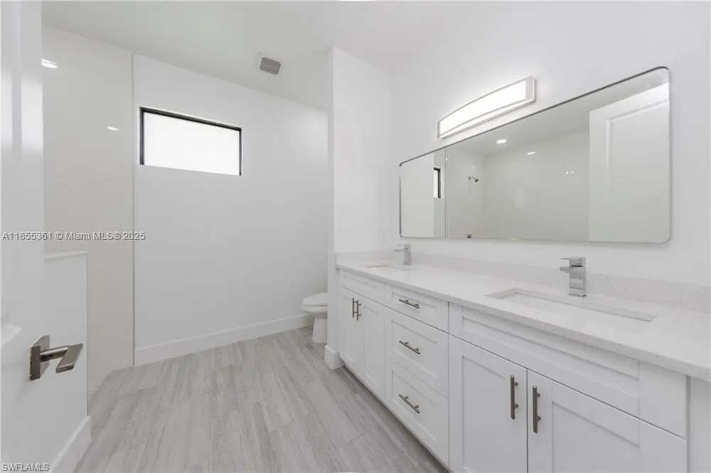 829 Gillian Ave Lehigh Acres, FL 33974