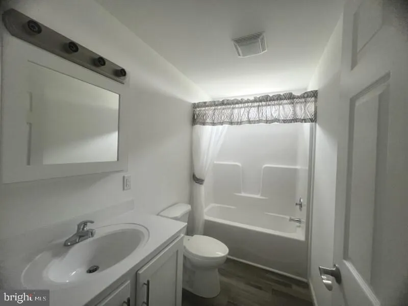 71 ASH ROAD Hamburg, PA 19526