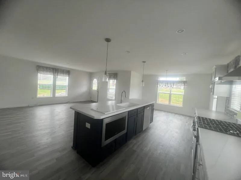 71 ASH ROAD Hamburg, PA 19526