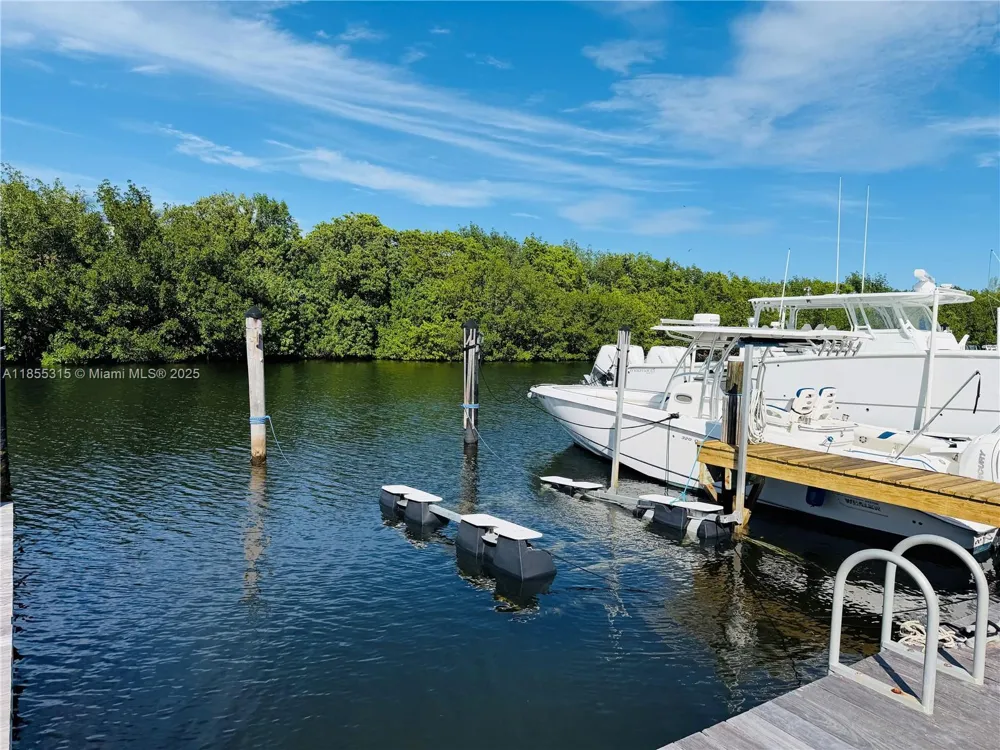 6200 SW 152nd St #5 Palmetto Bay, FL 33157