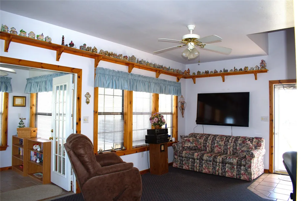 1657 County Road 291 Sargent, TX 77414