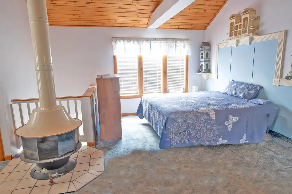 1657 County Road 291 Sargent, TX 77414
