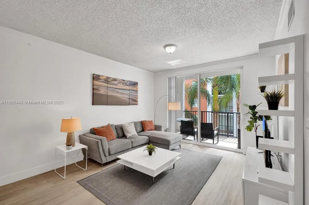 17100 Bay Rd #1511 Sunny Isles Beach, FL 33160