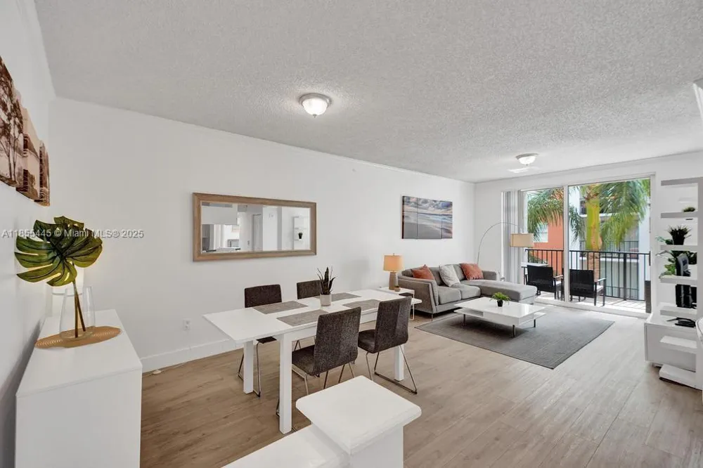 17100 Bay Rd #1511 Sunny Isles Beach, FL 33160