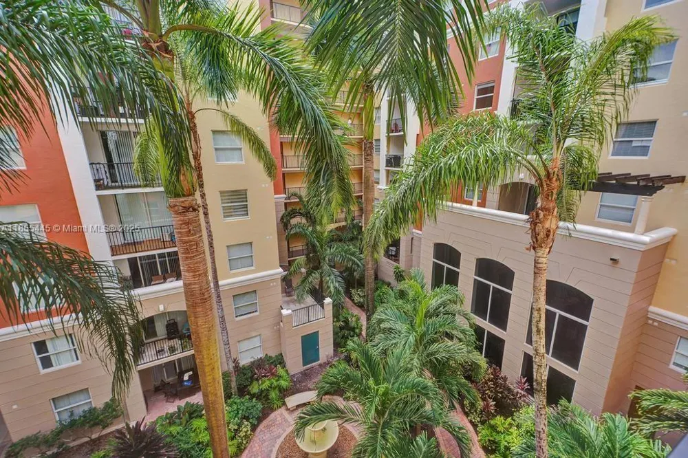 17100 Bay Rd #1511 Sunny Isles Beach, FL 33160